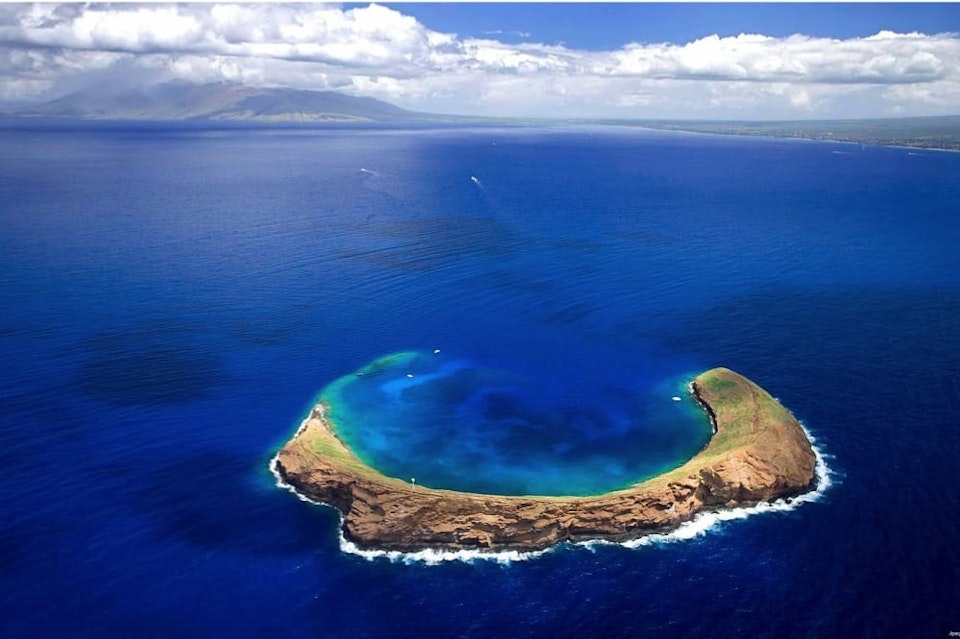Discover Molokini